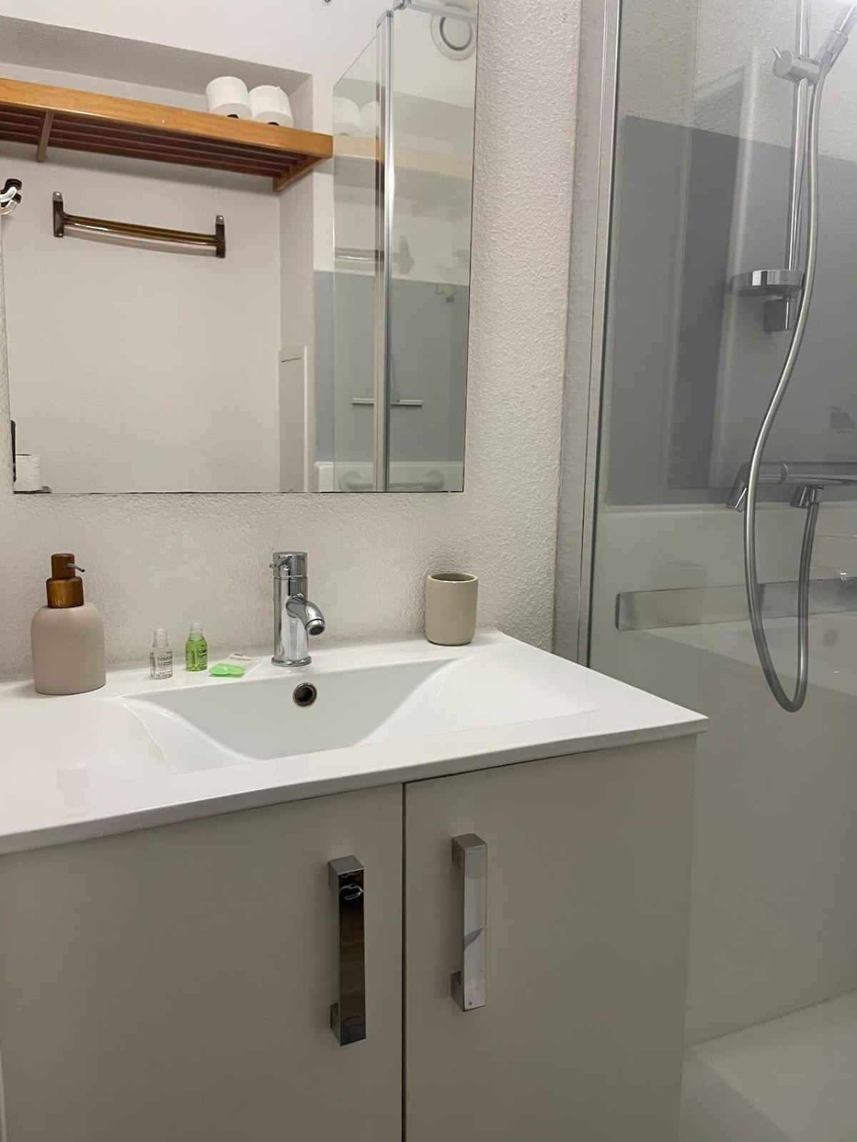 Appartement Palermo' - Port D'hyeres Air-conditioned & Wifi